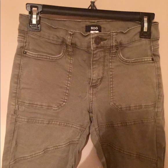 Urban outfitters BDG Moto Ankle Zip Skinny olive green cargo jeans with pleating - Picture 3 of 4
